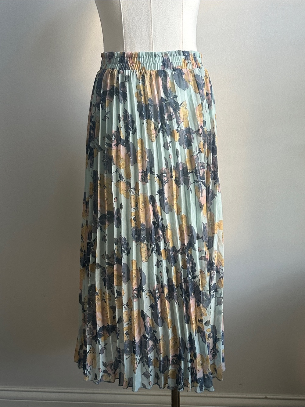 Disney Pleated Floral Midi Skirt Stretch Waist Fairy Cottagecore Coquette‎ Small